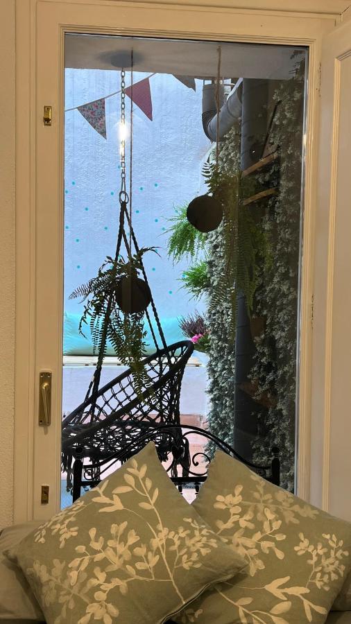 Con Encanto Y Terraza En Barri Vell De Girona, El Cul De La Lleona Apartment